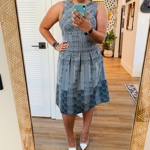 🌺🌸 3/$20 H&M Houndstooth Fit and Flare Dress